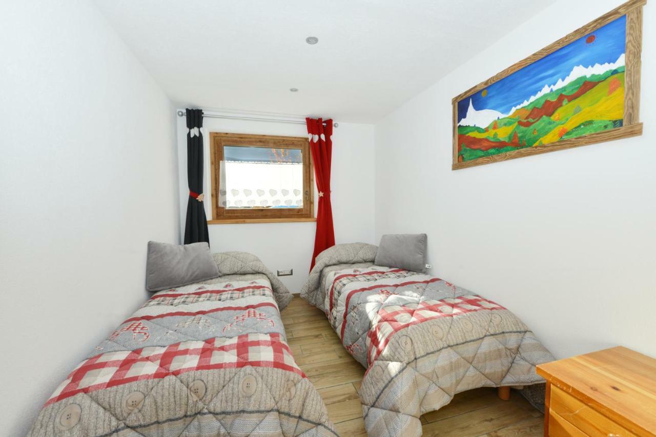 Lo Metcho Dou Bino Apartment Antey-Saint-Andre Exterior photo